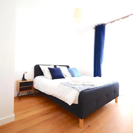 Apartment Le Royal 2 - Centre - Proche Thermes - Haussmannien *
