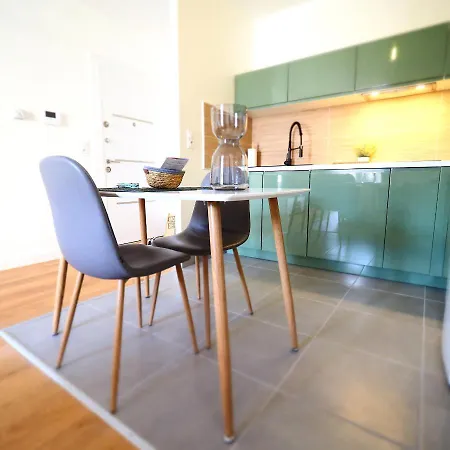 Apartment Le Royal 2 - Centre - Proche Thermes - Haussmannien *