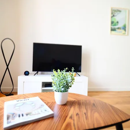 Apartment Le Royal 2 - Centre - Proche Thermes - Haussmannien Vichy